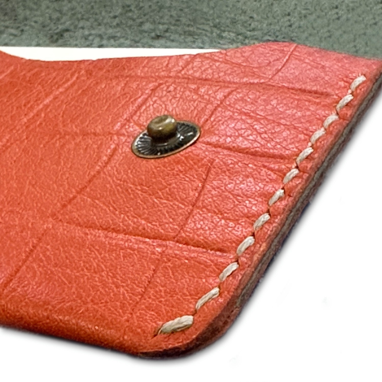 Cameo Wallet - Red Hot 