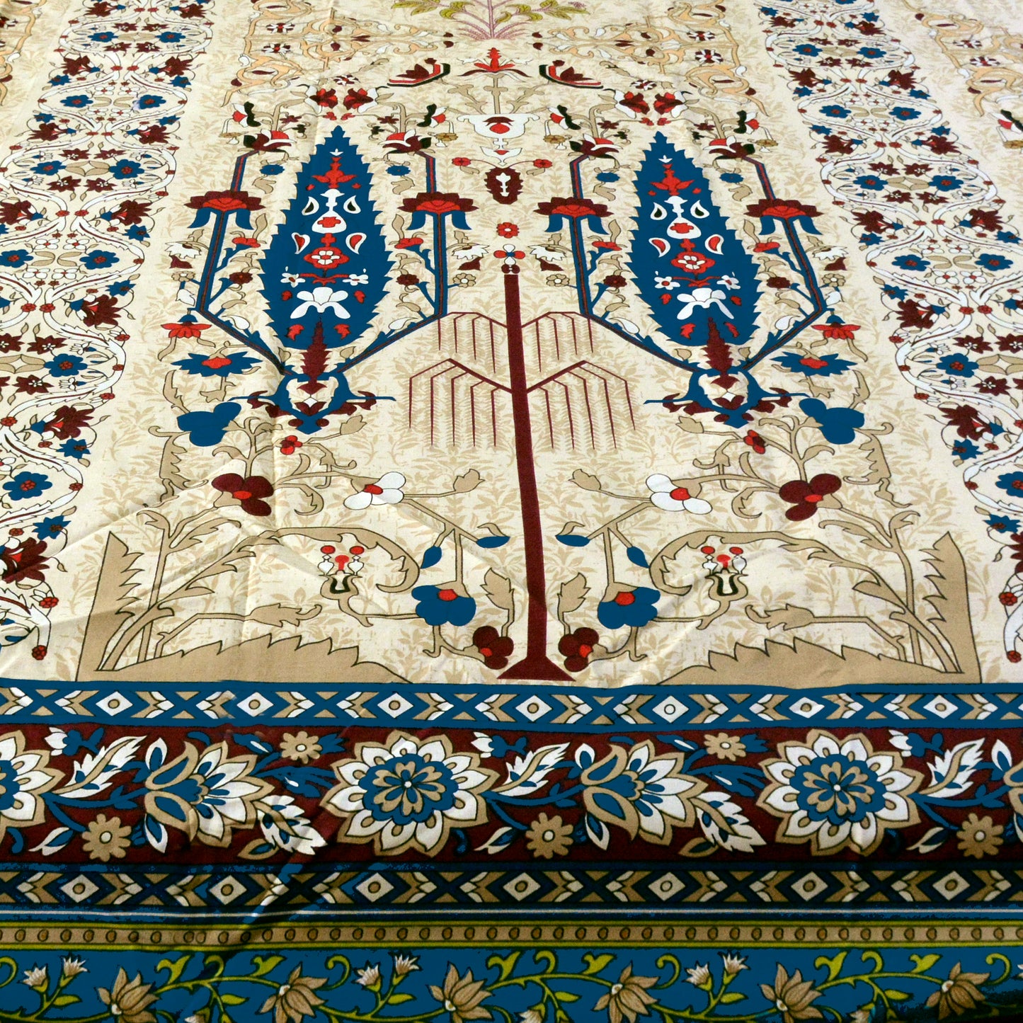 Mughal Motifs Bed Sheet With 2 Pillow Covers