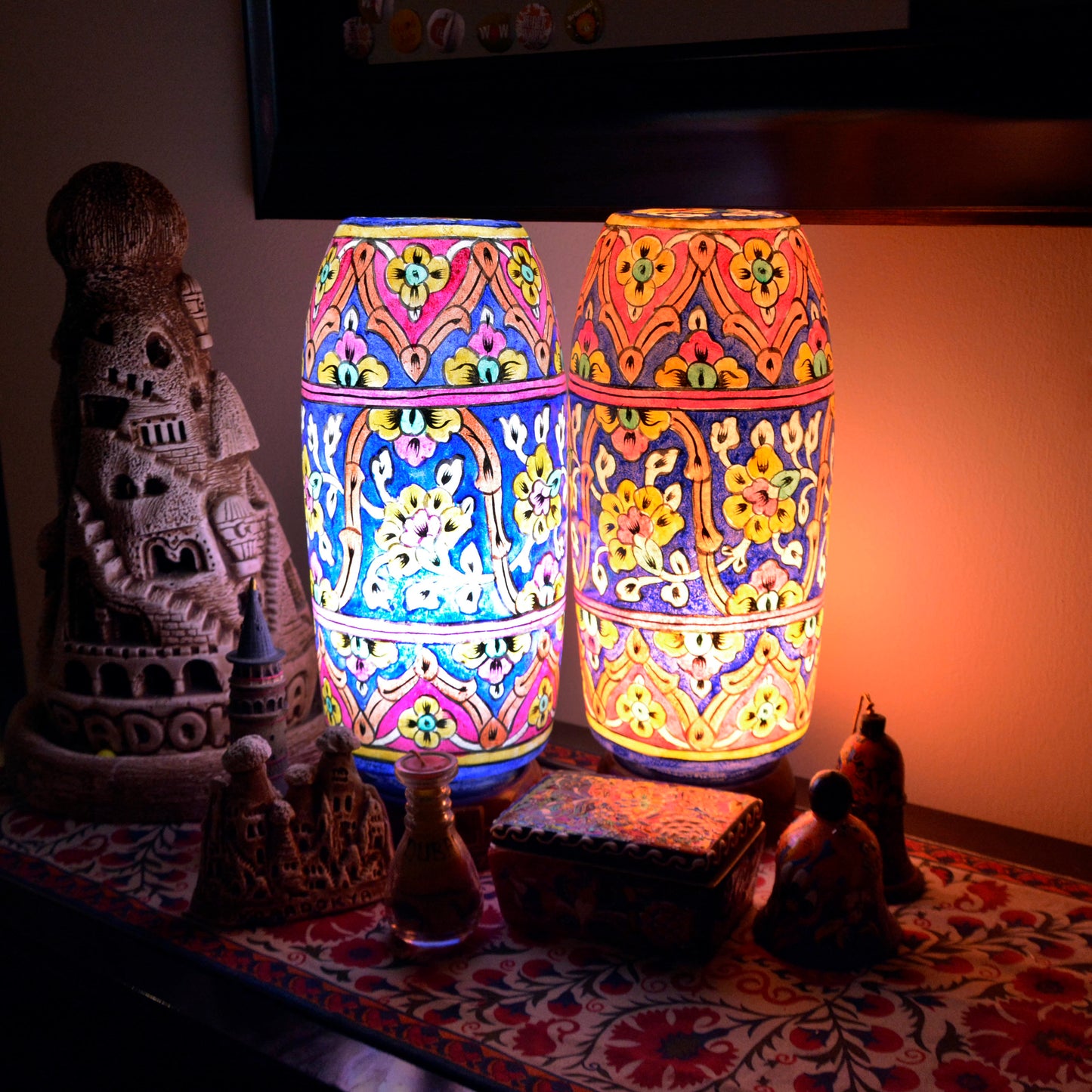 Phool Patti – Hand painted camel skin lamp